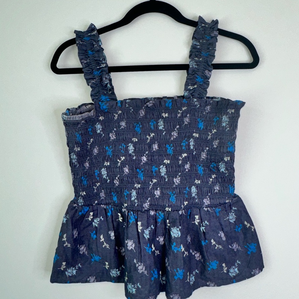 Universal Thread Blue and White Patterned Top
